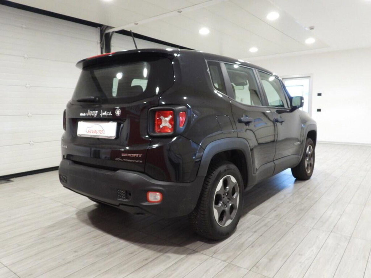 Jeep Renegade 2.0 Mjt 4WD Active Drive Sport (4)