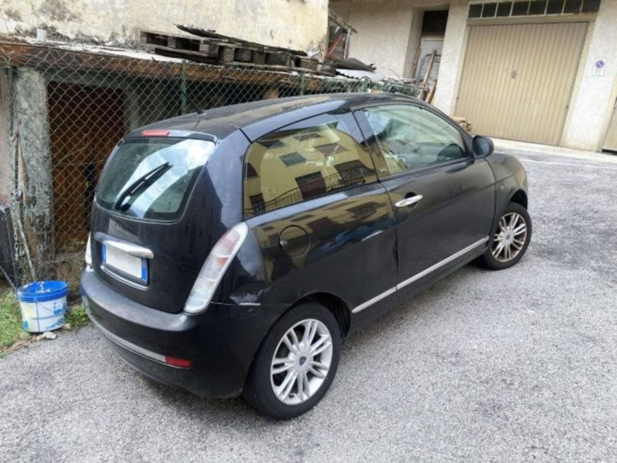 Lancia Ypsilon 1.2 69 CV 5 porte GPL Ecochic Unyca (5)
