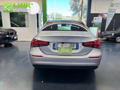 Mercedes-Benz Classe A Sedan 180 d 4p. Premium (4)