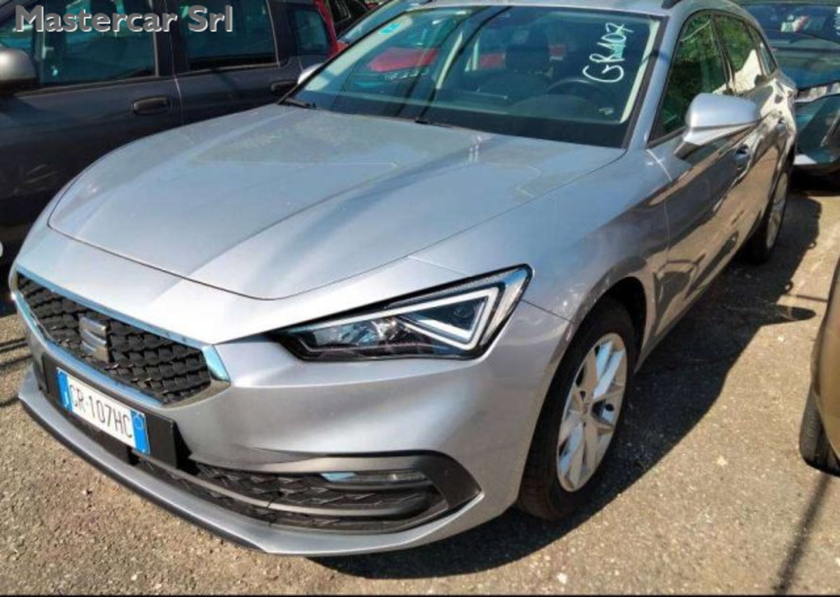 SEAT Leon ST Sportstourer 2.0 tdi Style 150cv dsg (2)