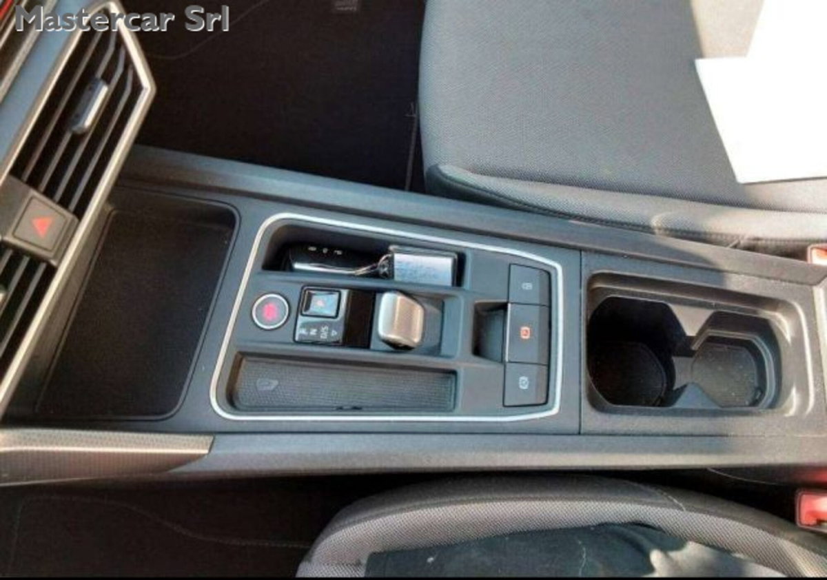 SEAT Leon ST Sportstourer 2.0 tdi Style 150cv dsg (5)