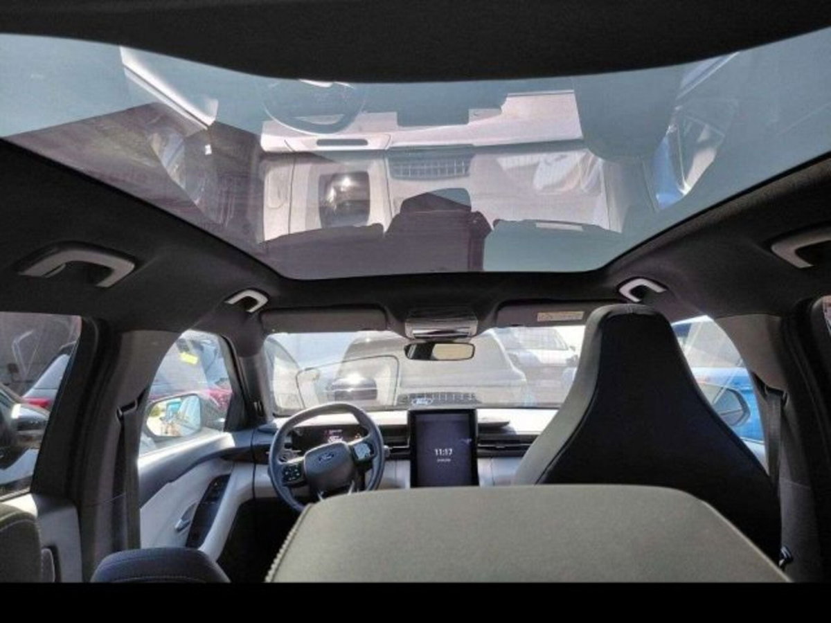 Ford Explorer 77kWh Extended Range Premium rwd (11)