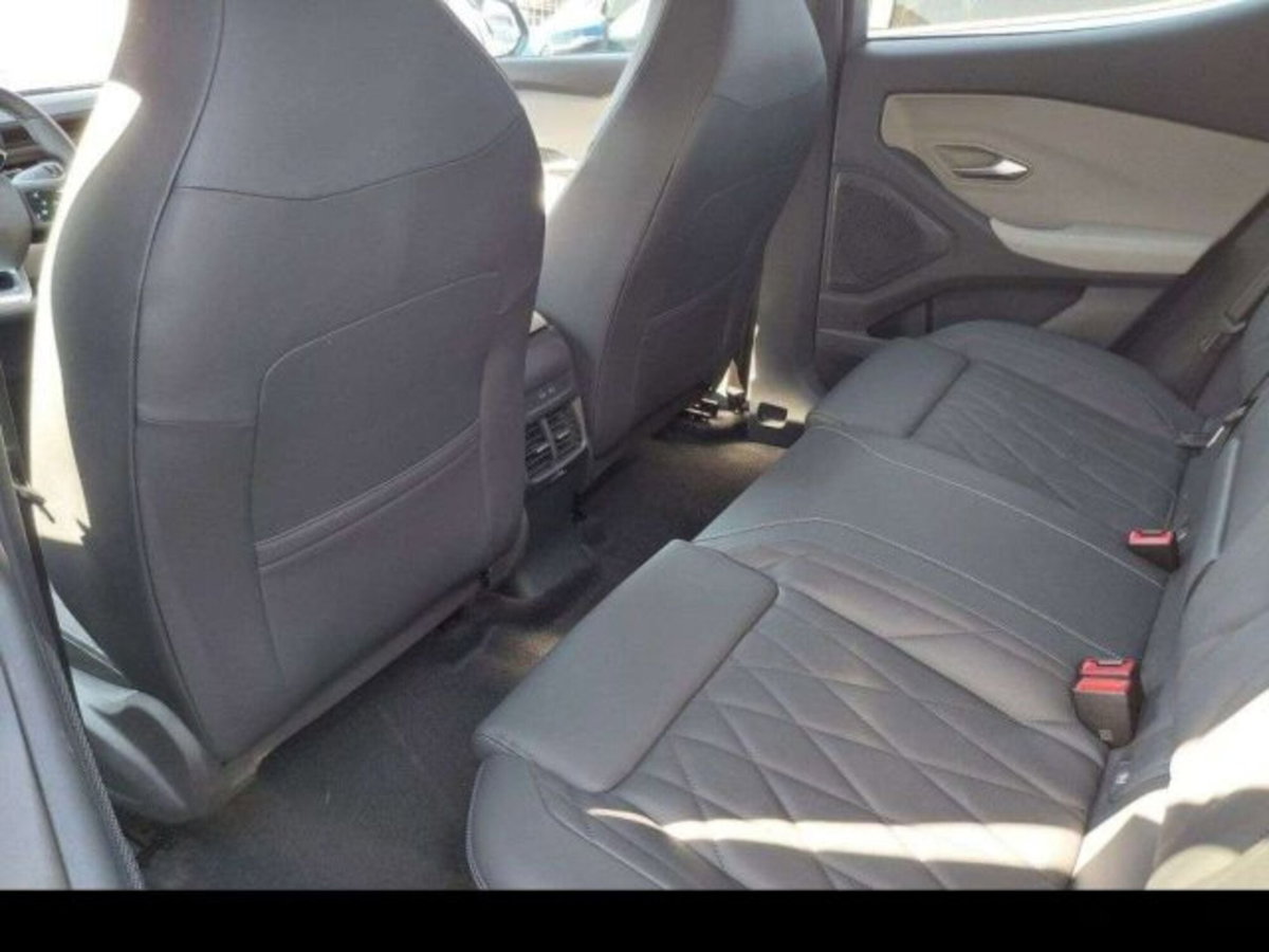 Ford Explorer 77kWh Extended Range Premium rwd (11)
