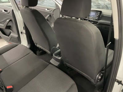 Volkswagen T-Roc 1.0 TSI Life (8)