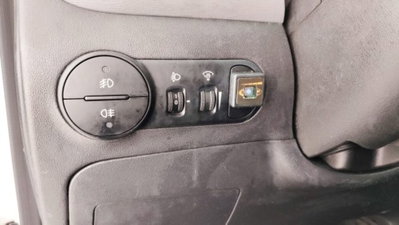 Hyundai i10 1.1 12V Fiorucci (13)