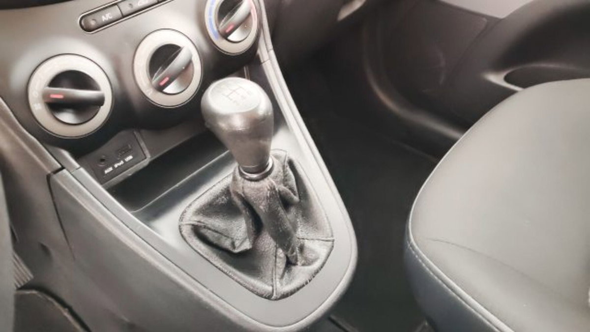 Hyundai i10 1.1 12V Fiorucci (14)