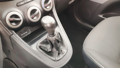 Hyundai i10 1.1 12V Fiorucci (14)