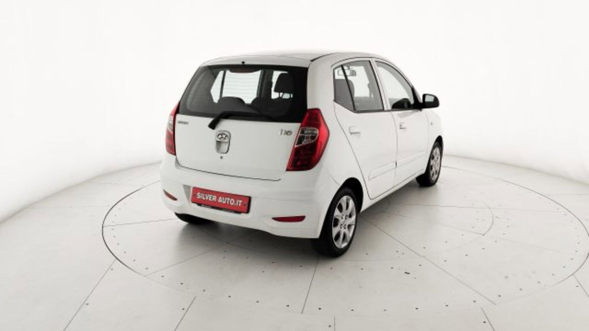 Hyundai i10 1.1 12V Fiorucci (18)
