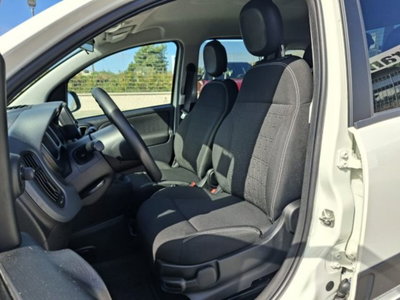 Fiat Panda 1.0 firefly hybrid s&s 70cv (7)
