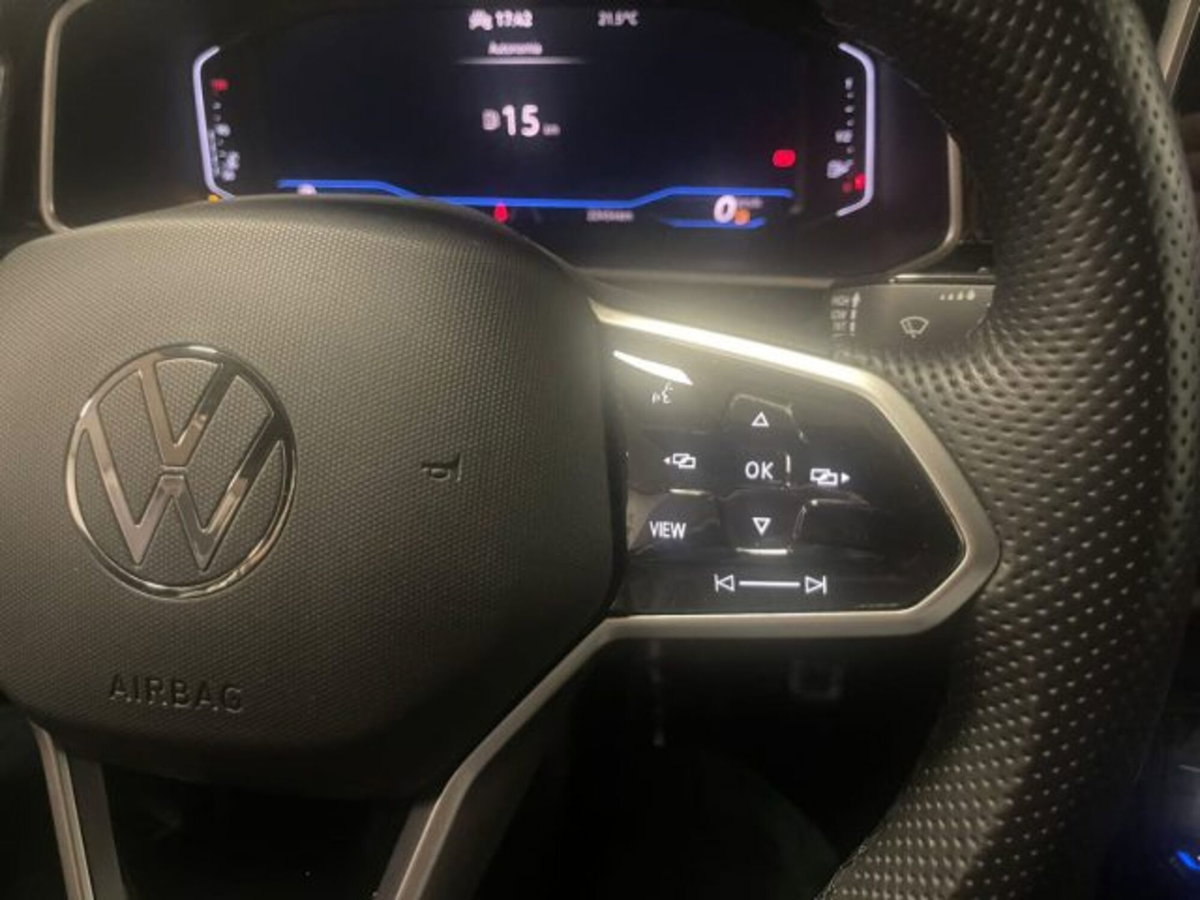 Volkswagen T-Roc 1.0 TSI R-Line (17)