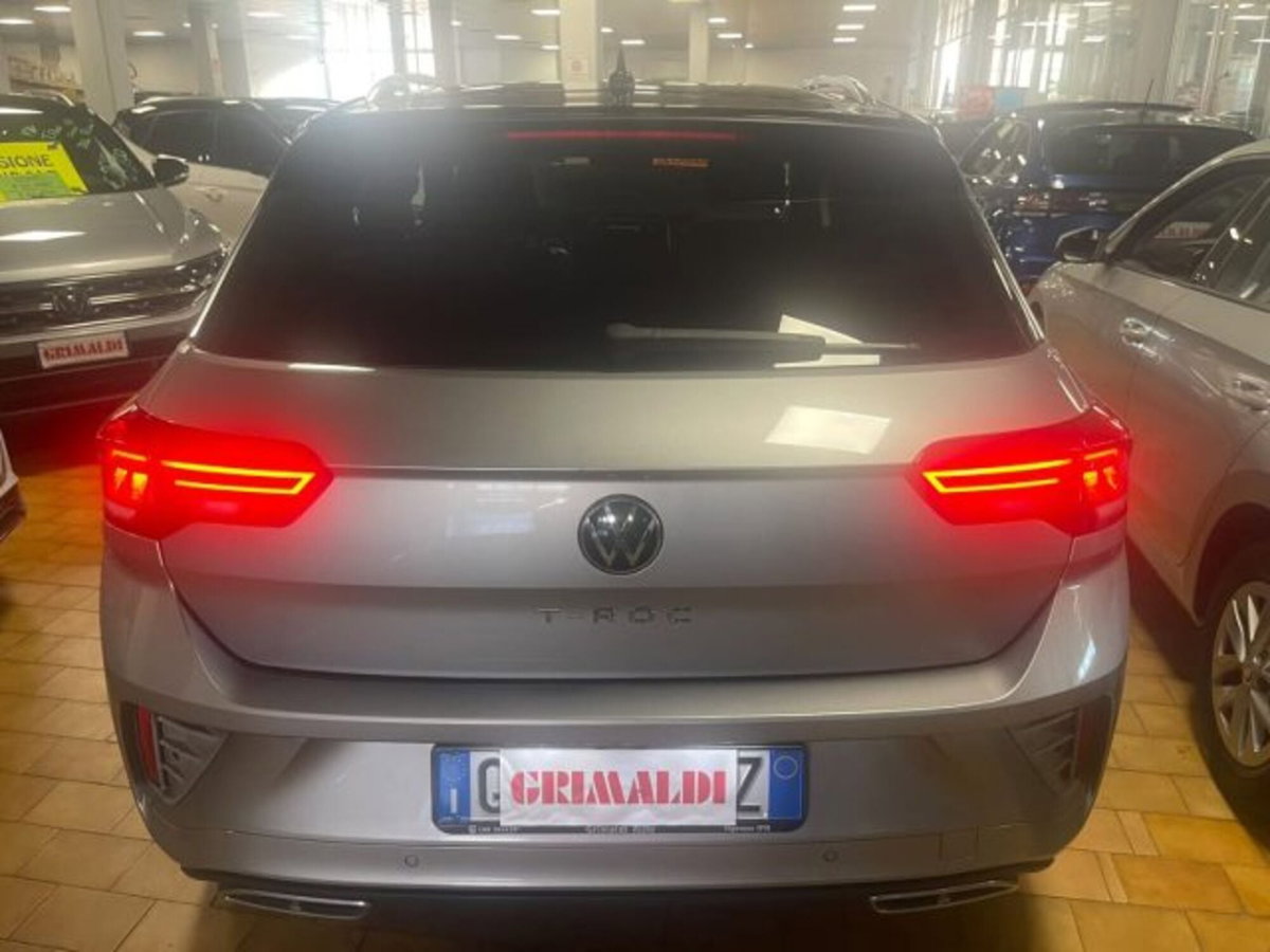 Volkswagen T-Roc 1.0 TSI R-Line (2)