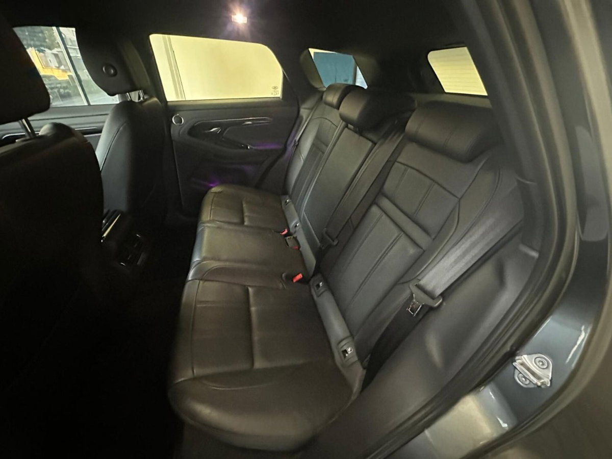 Land Rover Range Rover Evoque 2.0D I4-L.Flw 150CV AWD Aut R-Dynamic HSE (10)