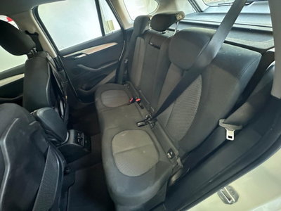 BMW X1 sDrive18d Business (13)