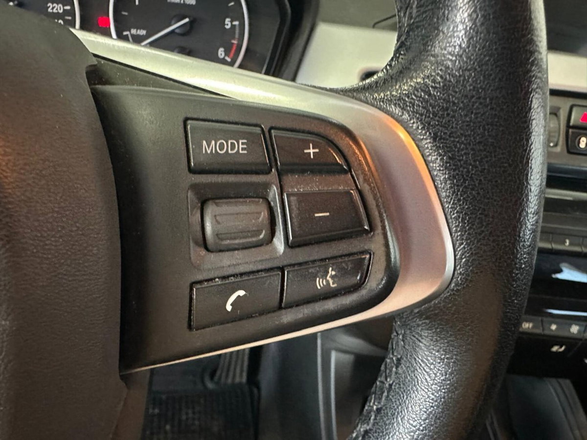 BMW X1 sDrive18d Business (14)