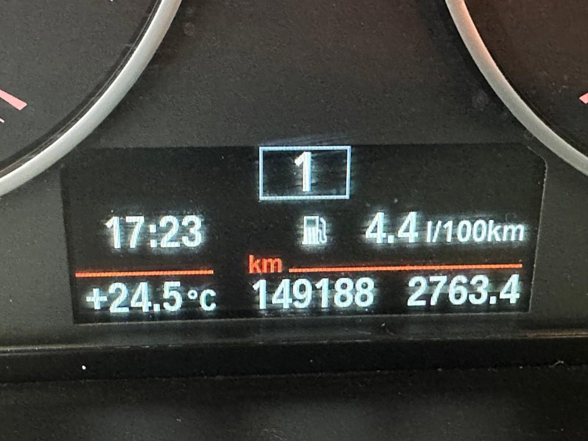 BMW X1 sDrive18d Business (18)