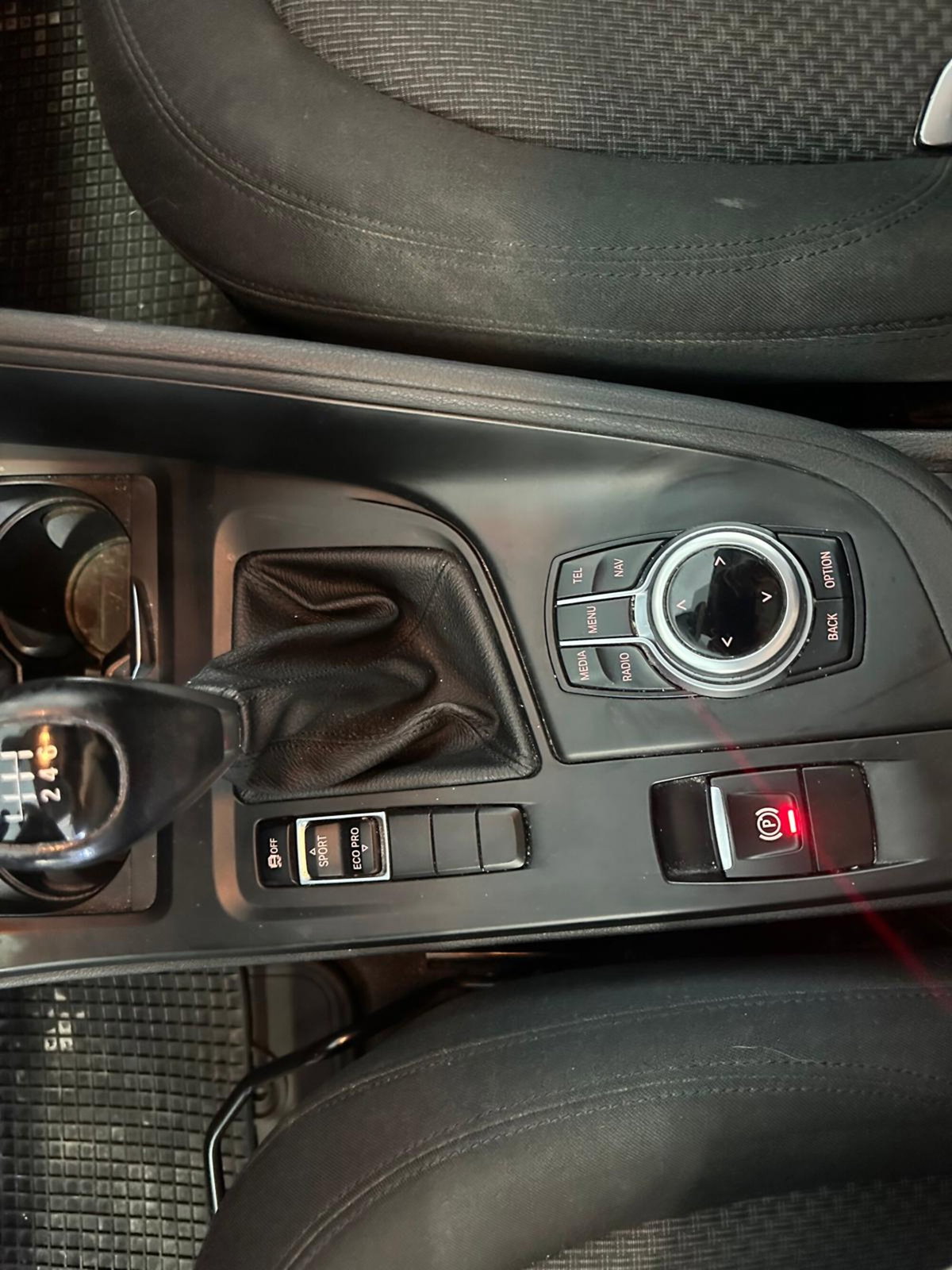 BMW X1 sDrive18d Business (19)