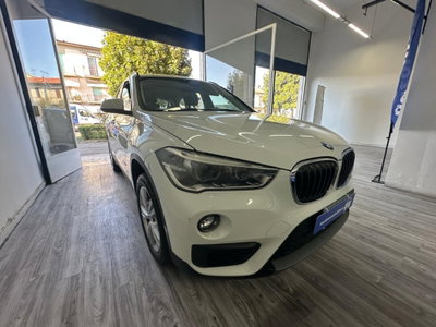 BMW X1 sDrive18d Business (2)