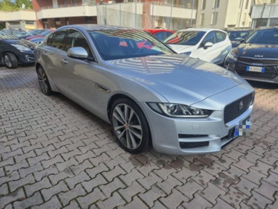 Jaguar XE 2.0 D Turbo 180CV aut. Portfolio (3)