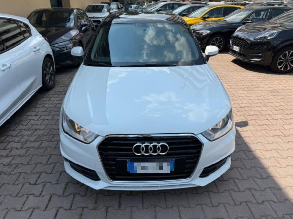 Audi A1 Sportback 1.4 TDI Admired (2)