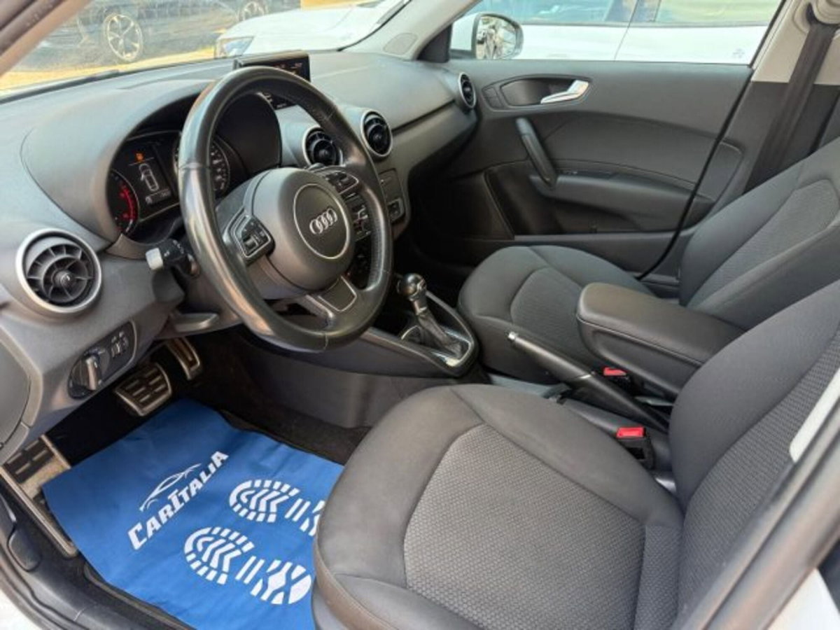 Audi A1 Sportback 1.4 TDI Admired (7)
