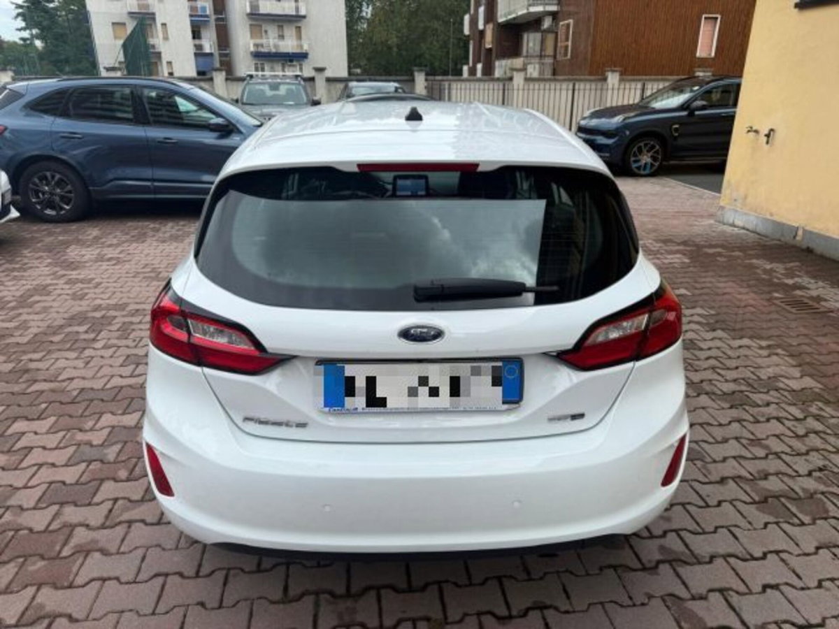 Ford Fiesta 1.0 Ecoboost Hybrid 125 CV DCT 5 porte Titanium (5)