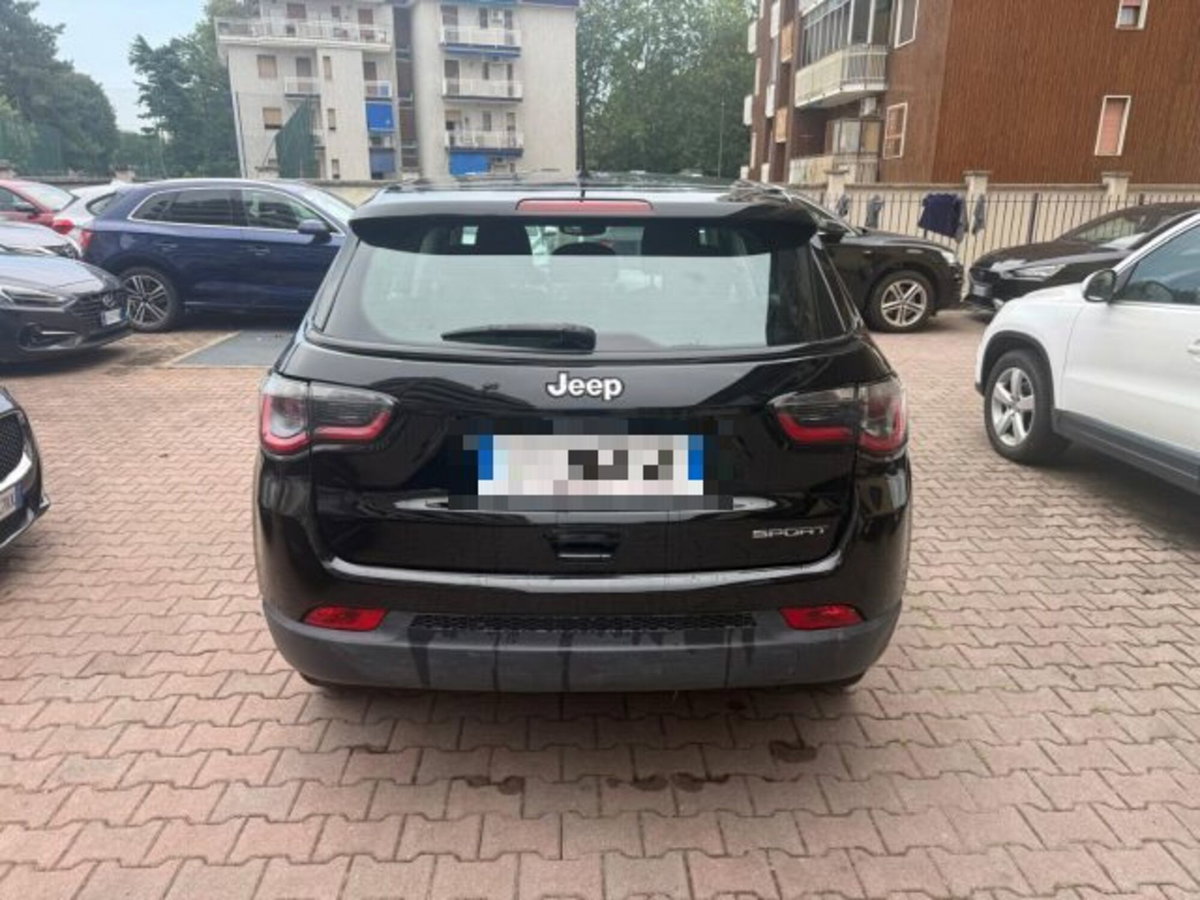 Jeep Compass 1.6 Multijet II 2WD Business (5)