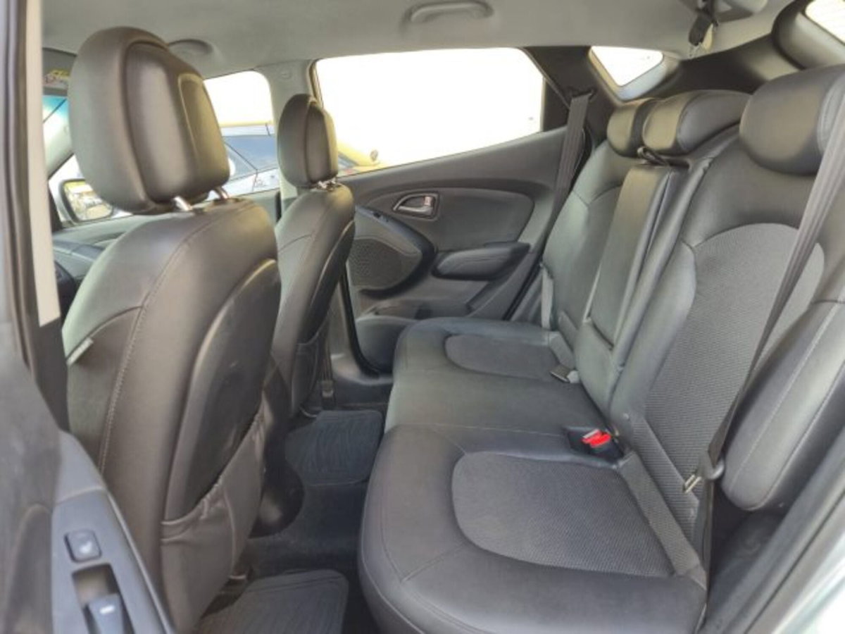 Hyundai ix35 1.6 GDI 16V 2WD Classic (11)
