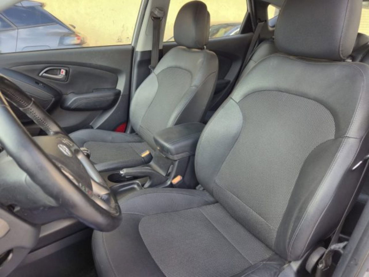 Hyundai ix35 1.6 GDI 16V 2WD Classic (7)