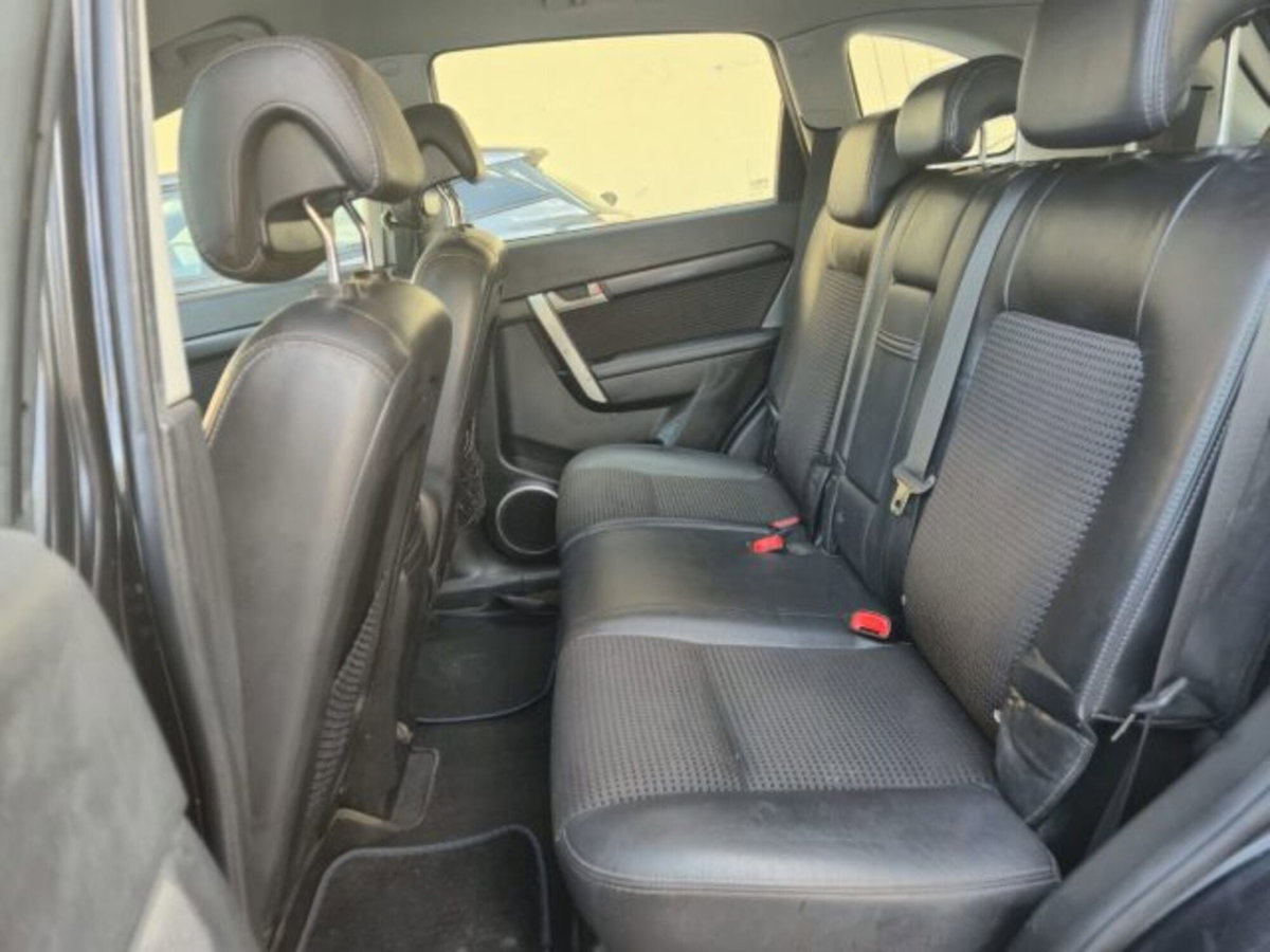 Chevrolet Captiva 2.2 VCDi 163CV 2WD LS (12)