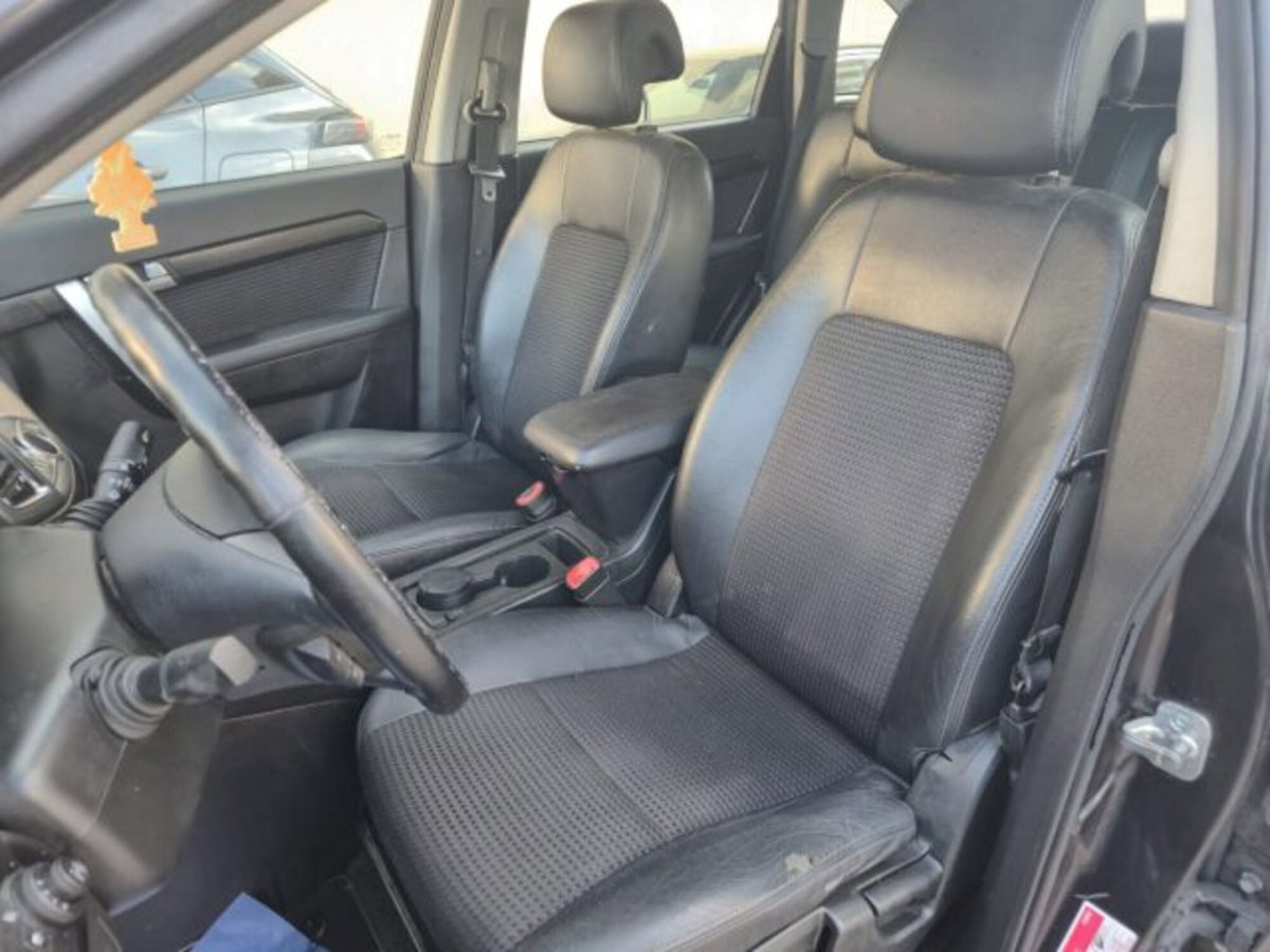 Chevrolet Captiva 2.2 VCDi 163CV 2WD LS (8)