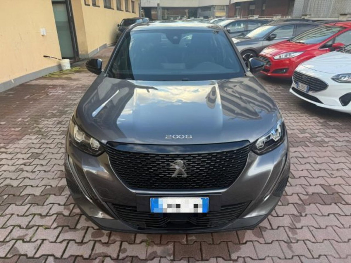 Peugeot 2008 PureTech 100 S&S Active Pack (2)