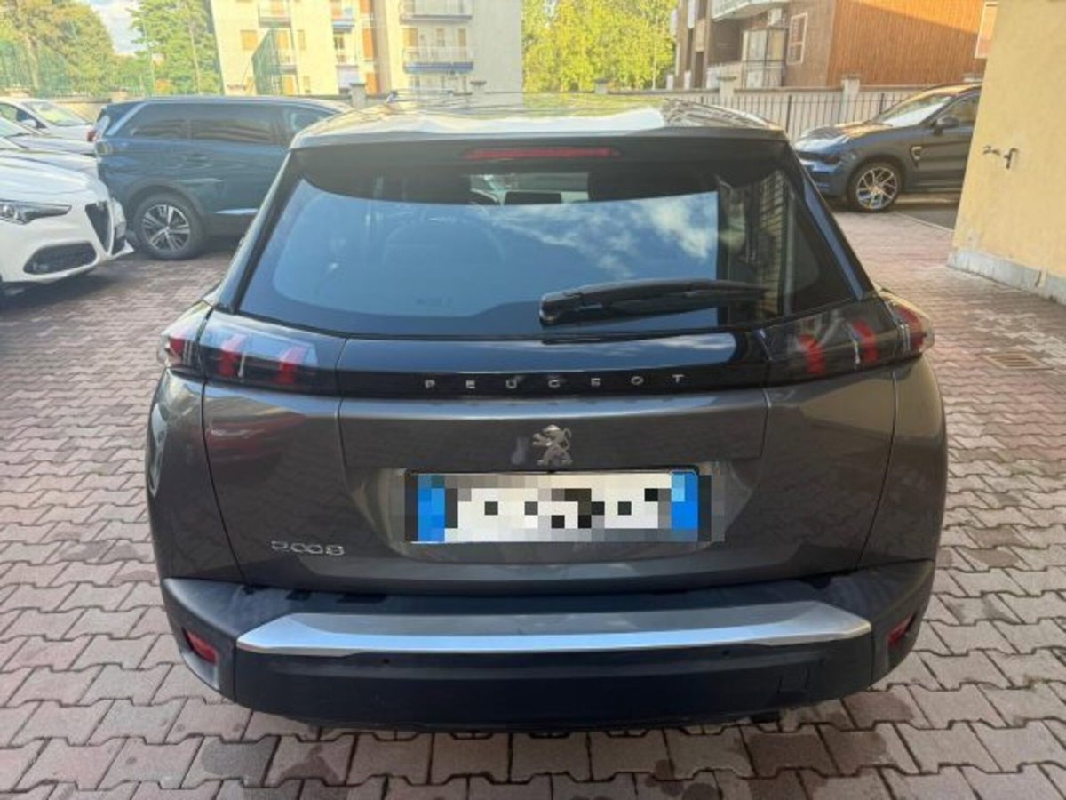 Peugeot 2008 PureTech 100 S&S Active Pack (5)
