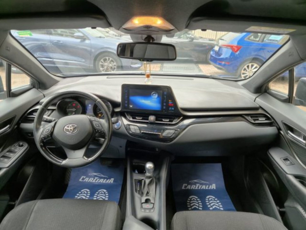 Toyota Toyota C-HR 1.8 Hybrid E-CVT Black Edition (11)