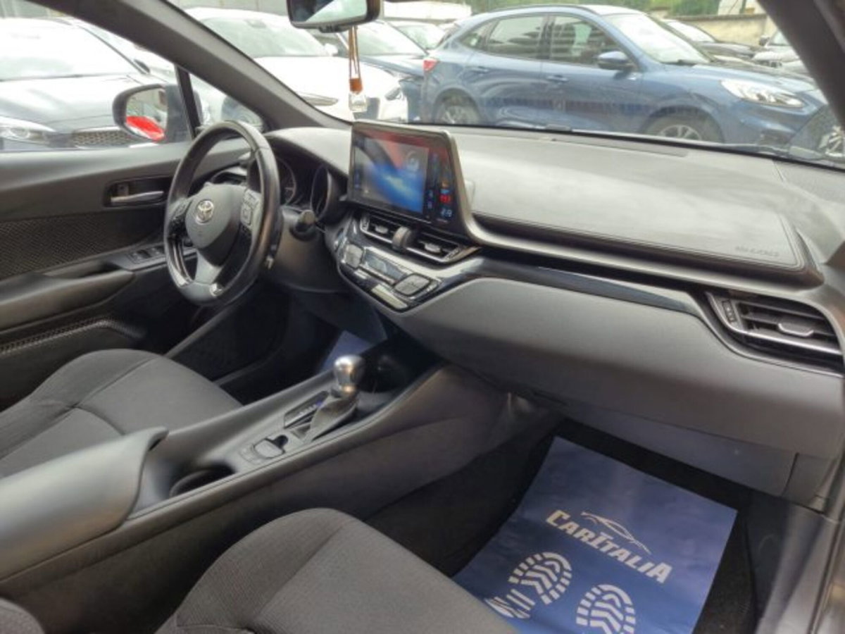 Toyota Toyota C-HR 1.8 Hybrid E-CVT Black Edition (9)