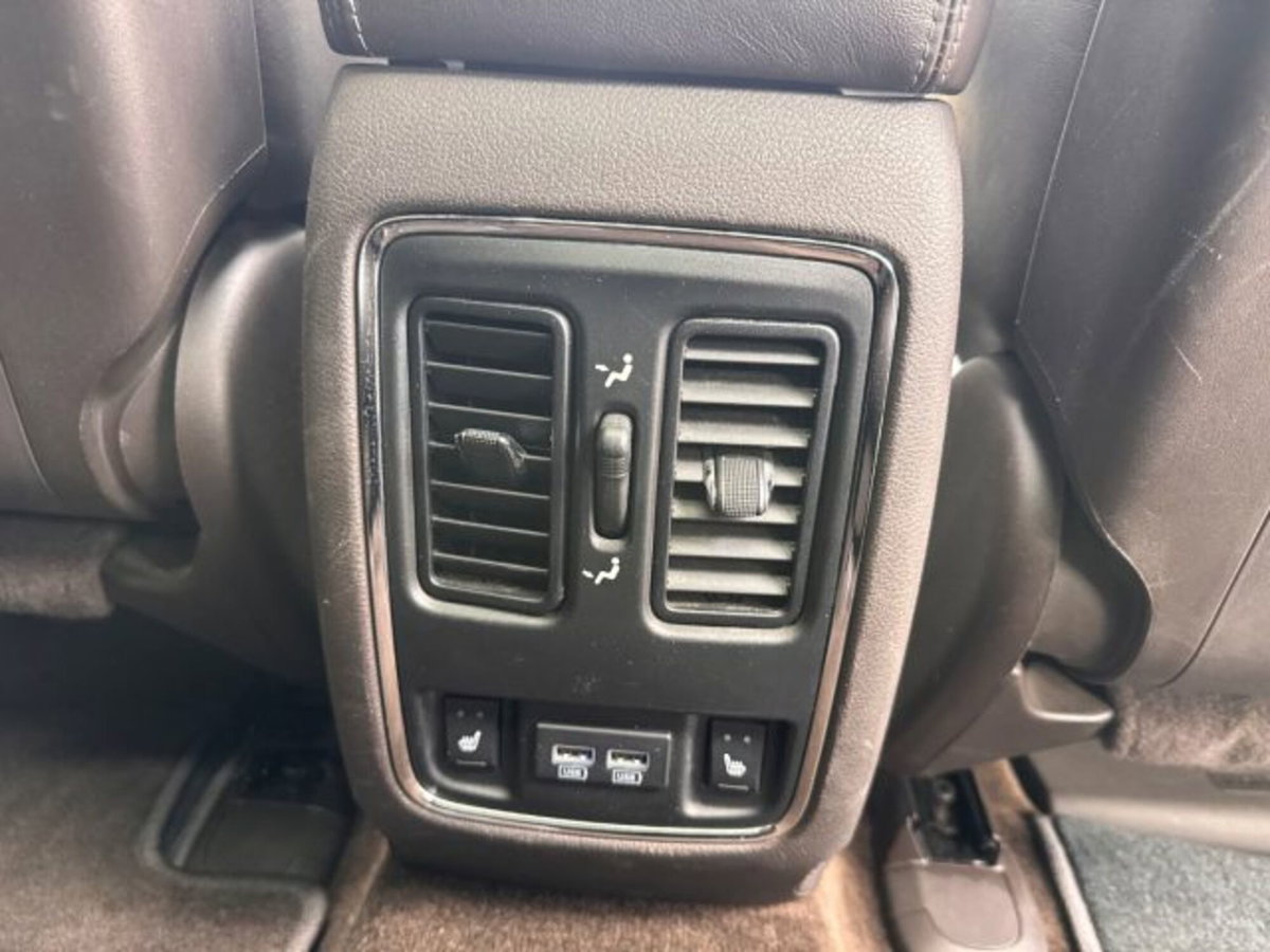 Jeep Grand Cherokee 3.0 V6 CRD 250 CV Multijet II Overland (14)