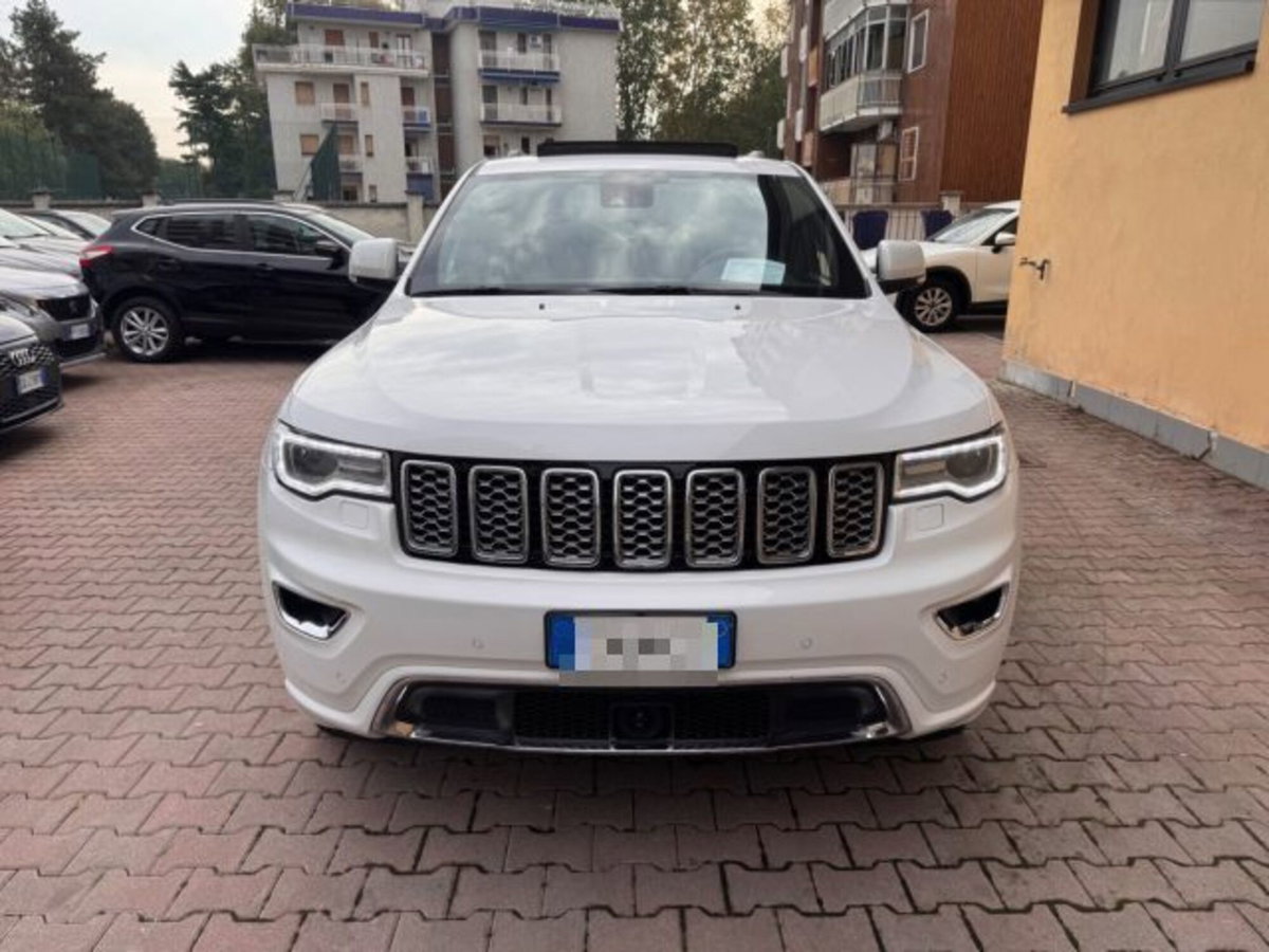 Jeep Grand Cherokee 3.0 V6 CRD 250 CV Multijet II Overland (2)