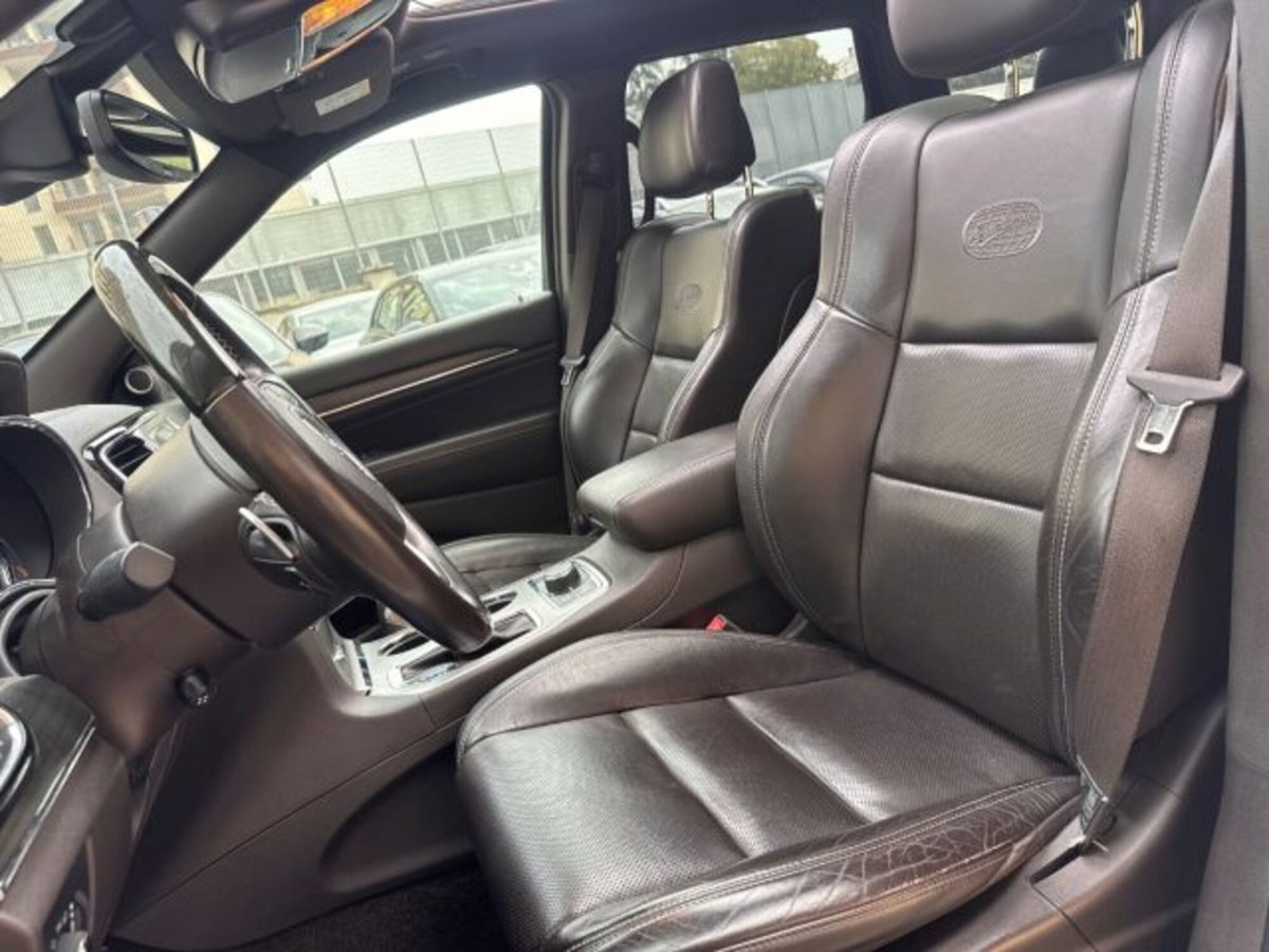 Jeep Grand Cherokee 3.0 V6 CRD 250 CV Multijet II Overland (9)