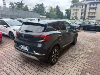 Renault Captur Plug-in Hybrid E-Tech 160 CV Techno (4)