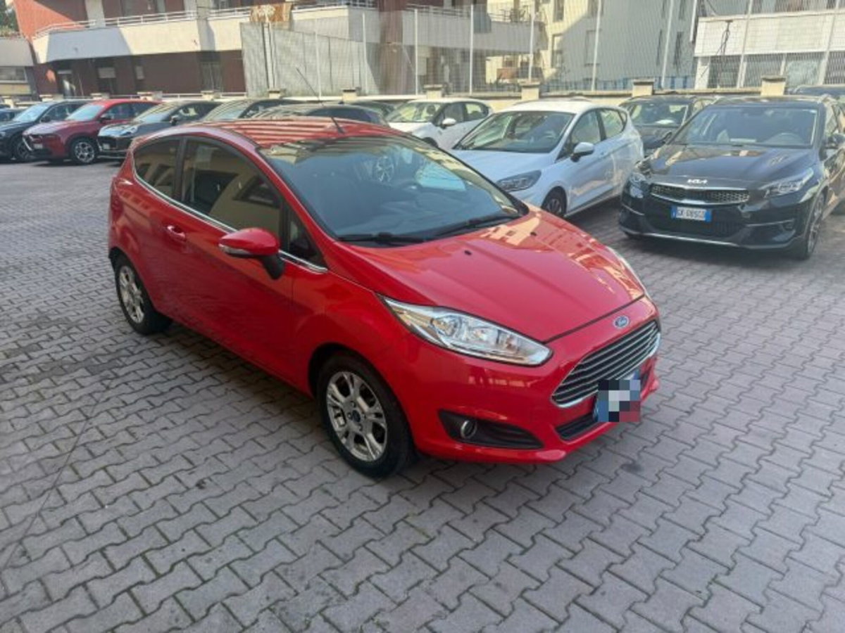 Ford Fiesta 1.5 TDCi 75CV 3 porte Titanium (3)