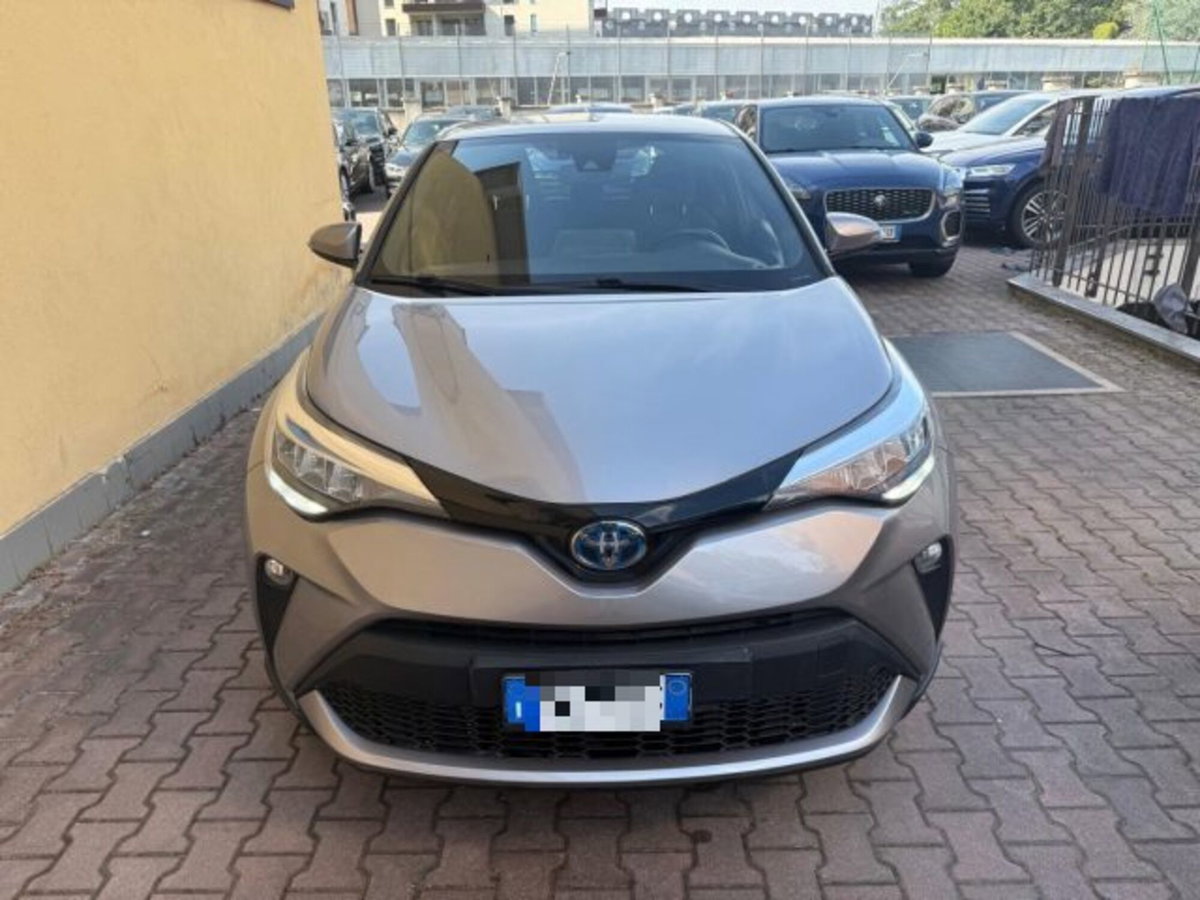 Toyota Toyota C-HR 1.8 Hybrid E-CVT Trend (2)