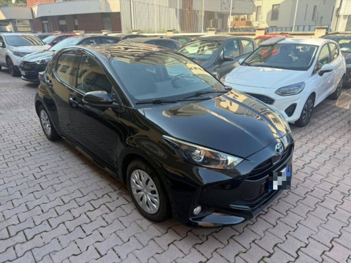 Toyota Yaris 1.5 Hybrid 5 porte Energy (3)
