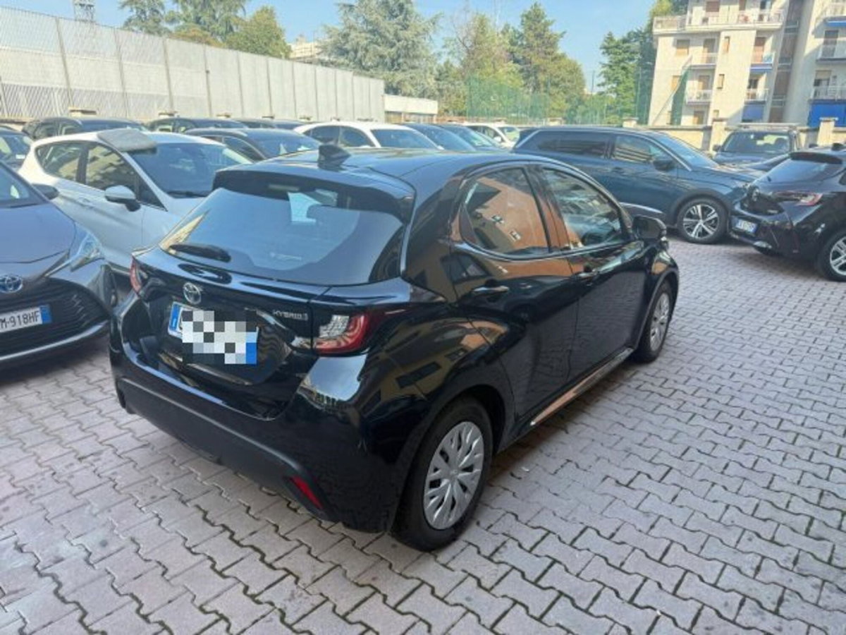 Toyota Yaris 1.5 Hybrid 5 porte Energy (6)