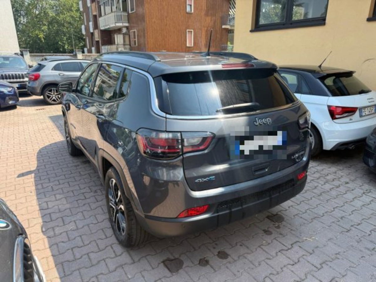 Jeep Compass 1.3 T4 190CV PHEV AT6 4xe Business Plus (6)