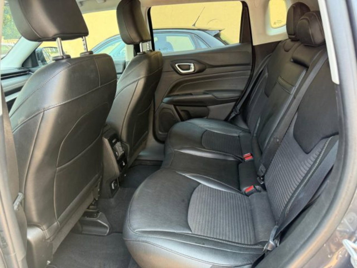 Jeep Compass 1.3 T4 190CV PHEV AT6 4xe Business Plus (9)