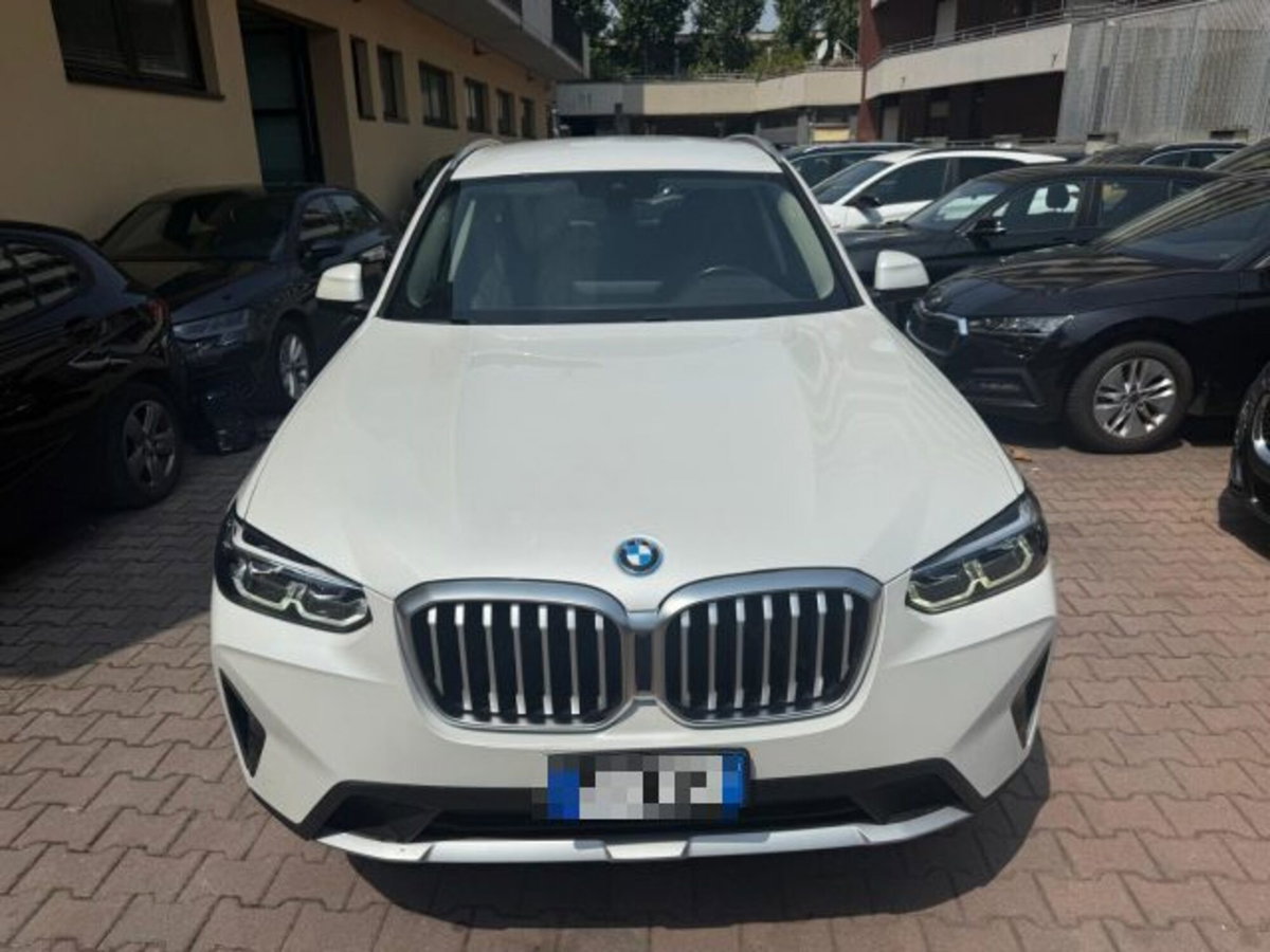 BMW X3 xDrive30e (2)