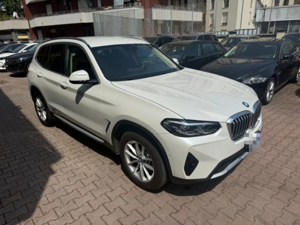 BMW X3 xDrive30e (3)