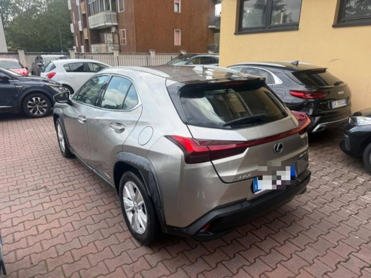 Lexus UX Full Electric Premium (3)