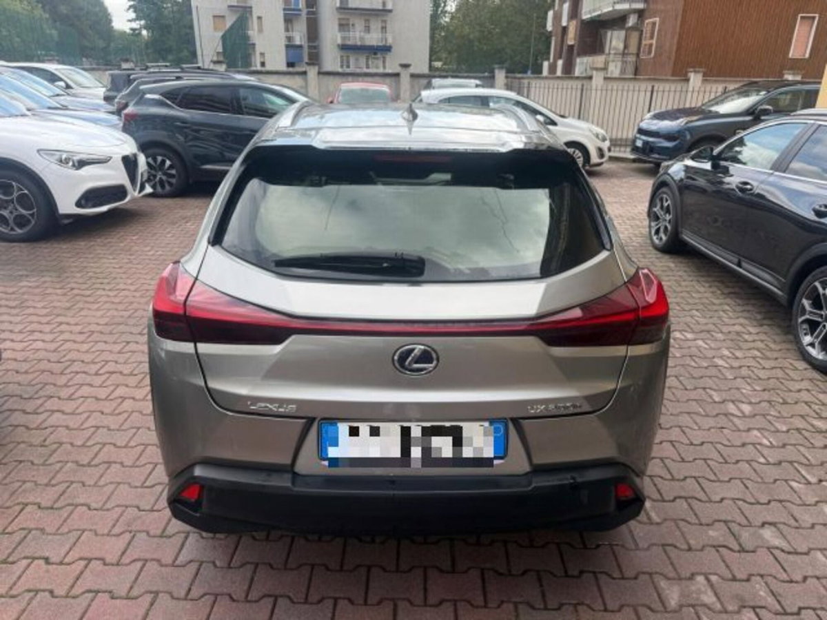 Lexus UX Full Electric Premium (4)