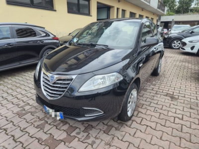 Lancia Ypsilon 0.9 TwinAir 85 CV 5 porte Metano Ecochic Gold usata