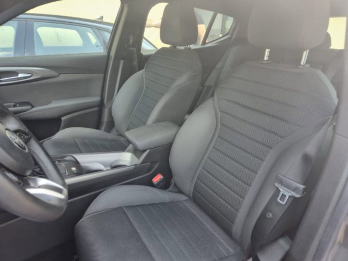 Alfa Romeo Tonale 1.5 hybrid Sprint 130cv tct7 (8)